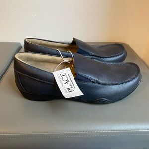 NWT The Children’s Place Boys Slip On Dress Shoes Navy Tidal Blue Size 5 Loafers